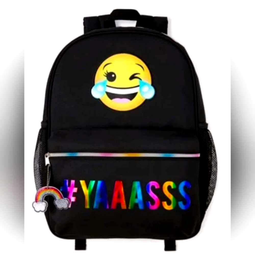 Children’s Place Backpack New With Tags also comes with a pencil pouch